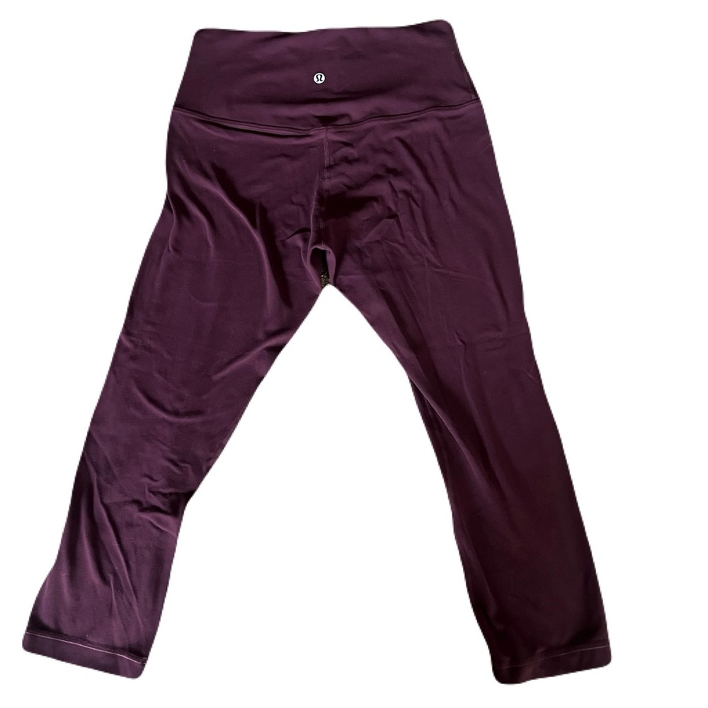 Lululemon Align leggings size 8 maroon in color 21” inseam